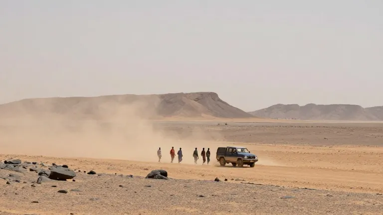 Illustration for: Mali Accuses Ukraine of Arming Rebels as Reports Surface of 15 Drone Specialists Near Sahara